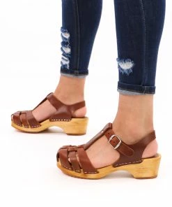 Outerwear Sales -Outerwear Sales 5903364 mialikeclogworkbrownclog 5000x scaled