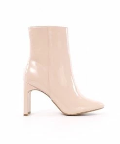 Outlet ⌛ Qupid AND YOUR POINT IS Ankle Bootie - Bone Patent 😉 -Outerwear Sales 5931049 andyourpointisbonepatentanklebootie4 5000x scaled