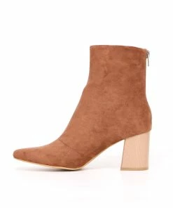 Top 10 🎁 Oasis Society KEEPIN' IT CASUAL BOOT 👍 -Outerwear Sales 6181051 oasissocietycoffeekeepin itcasualbootie 5000x scaled