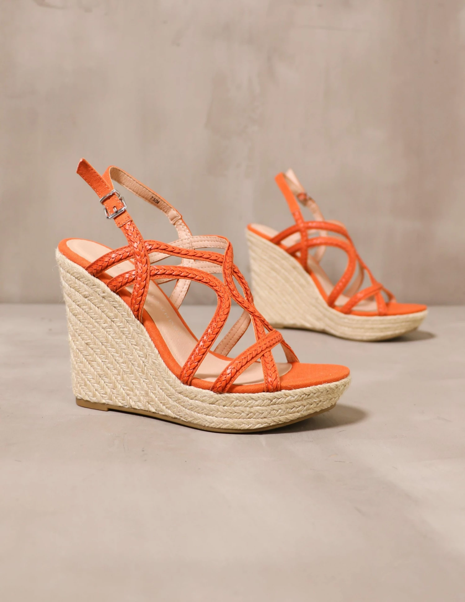 Buy 𧨠Chinese Laundry BRAID FOR WALKING WEDGE β 3 Buy 𧨠Chinese Laundry BRAID FOR WALKING WEDGE β