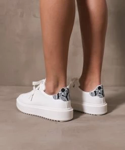 Cheapest β Steve Madden PAIS-LEAD THE WAY π SNEAKER β 9 Cheapest β Steve Madden PAIS-LEAD THE WAY π SNEAKER β -Outerwear Sales 6302331 pais leadthewaywhitesneaker 5000x scaled