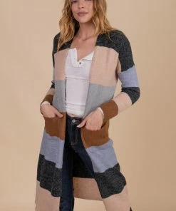 Wholesale 😍 HYFVE Special Moments Striped Cardigan 😀 -Outerwear Sales SpecialMoments Striped Cardigan Front 5000x