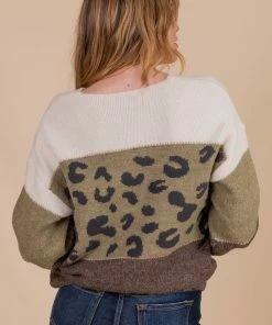 Budget 🔥 Davi + Dani Keep Me Close Animal Print Sweater - Green 🛒 -Outerwear Sales back c537e48f 313c 4d68 8ce9 7c88e9c9c424 5000x