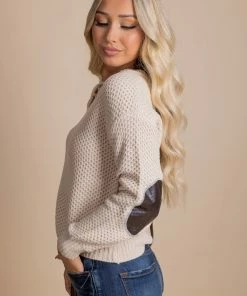 Brand new ❤️ Mak My Own Muse Knit Pullover Sweater 👏 -Outerwear Sales white side 2b10c354 a87b 407a b661 32a2eee634ef 5000x